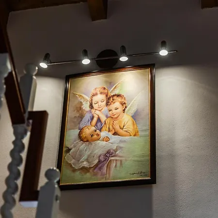 Gg House Historic Duplex In Gjuhadol *